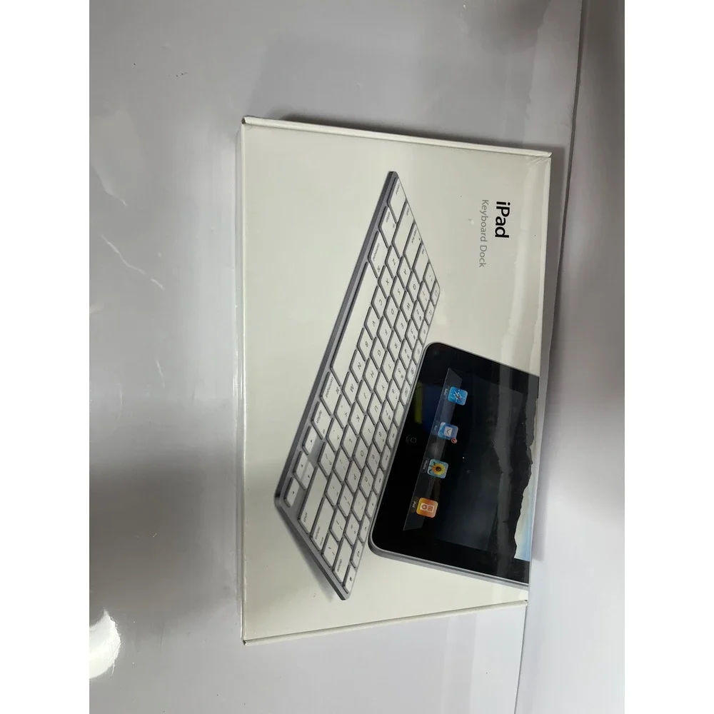 Apple iPad Keyboard Dock MC533LL/B A1359 30 pin White new sealed 2010